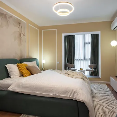 Apartament Plaza 5 *