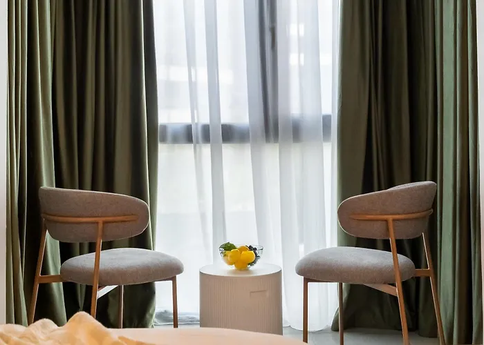 Plaza 5 * Бухарест