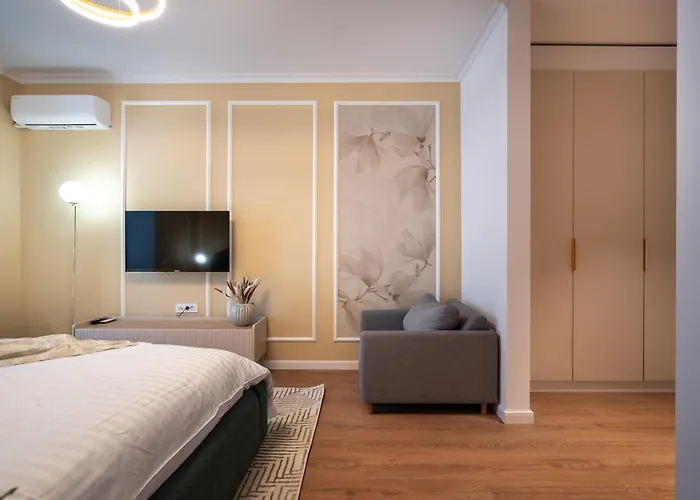 Apartament Plaza 5 *