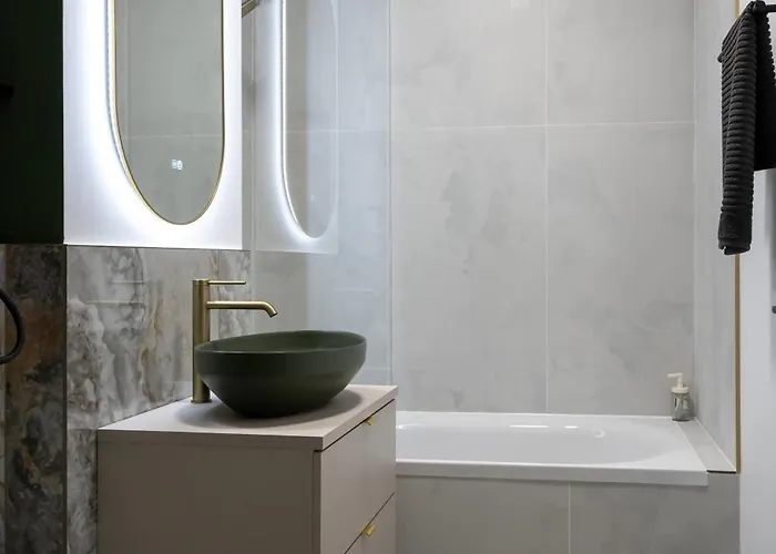 Апартаменти Plaza 5