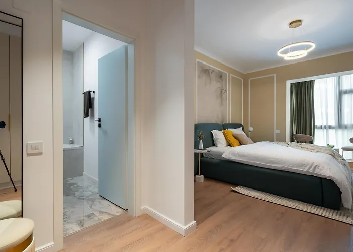 Plaza 5 ブカレスト