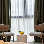 Plaza 5 * 부쿠레슈티